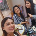 Pavitra Punia Instagram – Coffee ☕️ with my gals 👧 👧

@sinhavantika 
@moushumibanerji 

#pavitraapuniya