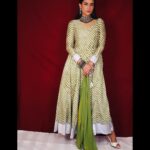 Pavitra Punia Instagram - So this season indian wear will be done in next few days post. Series 1 Wearing @colourfulthreads.in PR @issavibe_pr Hairclips @saar_beauty Hair @hairstylist.julie Jewels - straight from my closet. Heels - straight from my closet. #pavitraa #pavitrapunia