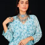 Pavitra Punia Instagram - Series no 3 This lovey single piece from #meghmalhar is a combination of ethnic and indo-western. Paired with silp on heels of same family of colors. A lovey jute bag from #smitam to give the comfortable blooming flowing beach vibes too. Outfit from @meghmalhaar_ Outfit PR @oakpinionpr Bag from @smitamlifestyle Heels - straight from my closet. Oxidised choker - straight from my closet.