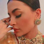 Pavitra Punia Instagram - Dump series 2 ( #showoff ) Hair, makeup , styling , jewellery aur mera side profile. 🧿 #pavitraapuniya