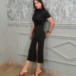 Pavitra Punia Instagram - 💋 #pavitrapunia #pavitraapuniya #pavitra Black will suit me this year isn’t