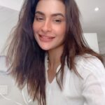 Pavitra Punia Instagram - Dove 🕊️ #pavitrapunia #fashion #style #glam #aesthetic #ａｅｓｔｈｅｔｉｃ #gold