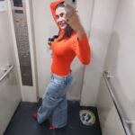 Pavitra Punia Instagram – …and just like that, selfie 🤳 session in the elevator 🛗 got intensely interestingly obsessed 💋🫶✔️ 
OK bye 👋 

#outfitoftheday

#pavitraapuniya #fashion #style #glam #gorg
