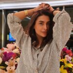 Pavitra Punia Instagram - Lining in ✔️ #pavitraapuniya #pavitraa #fashion #style #glam #gorg #meh Sri Lanka