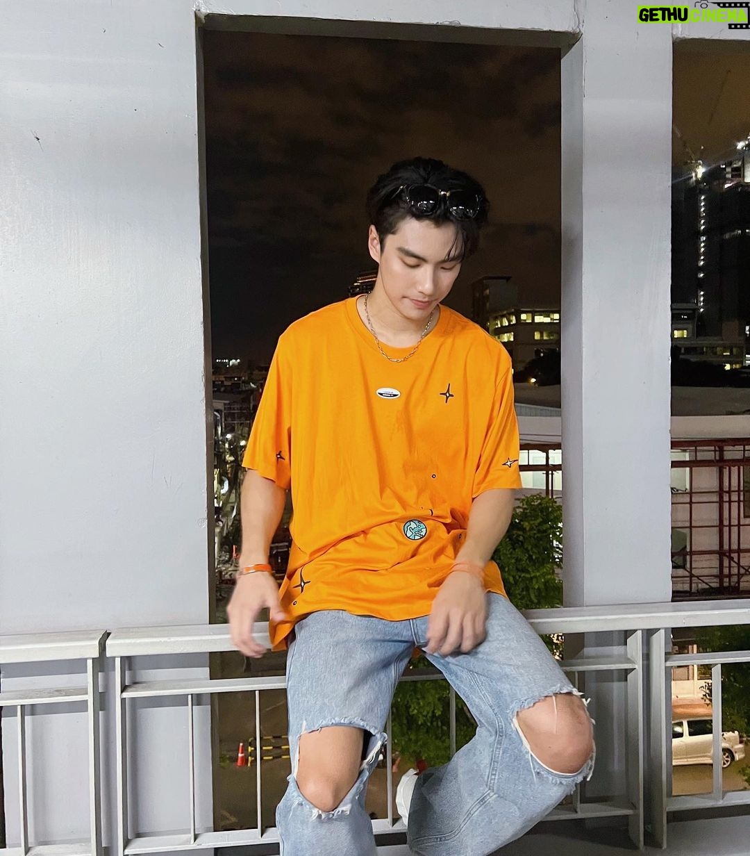 Pawat Chittsawangdee Instagram - 🧡