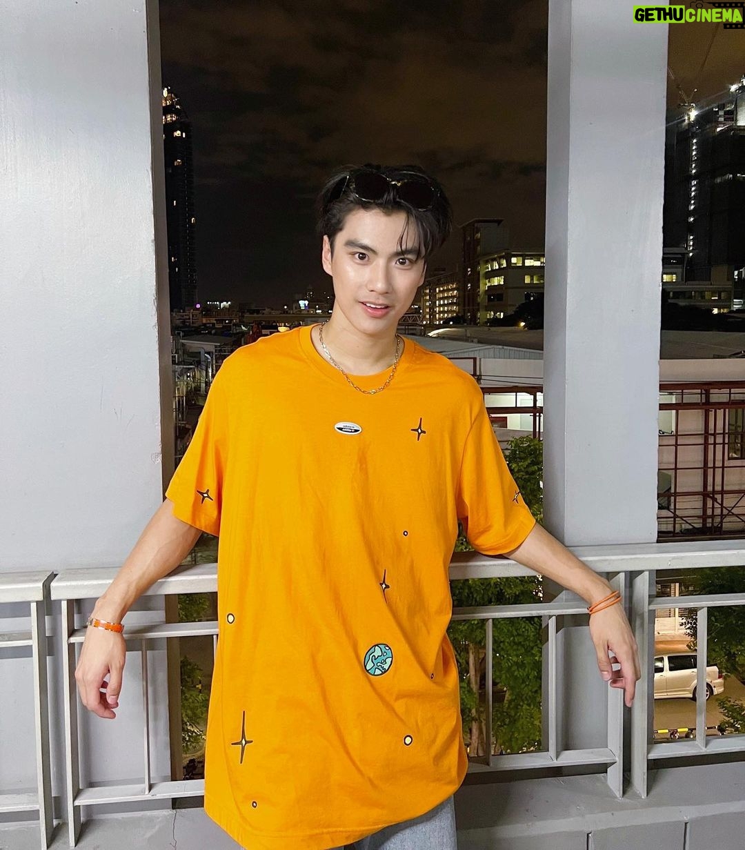Pawat Chittsawangdee Instagram - 🧡