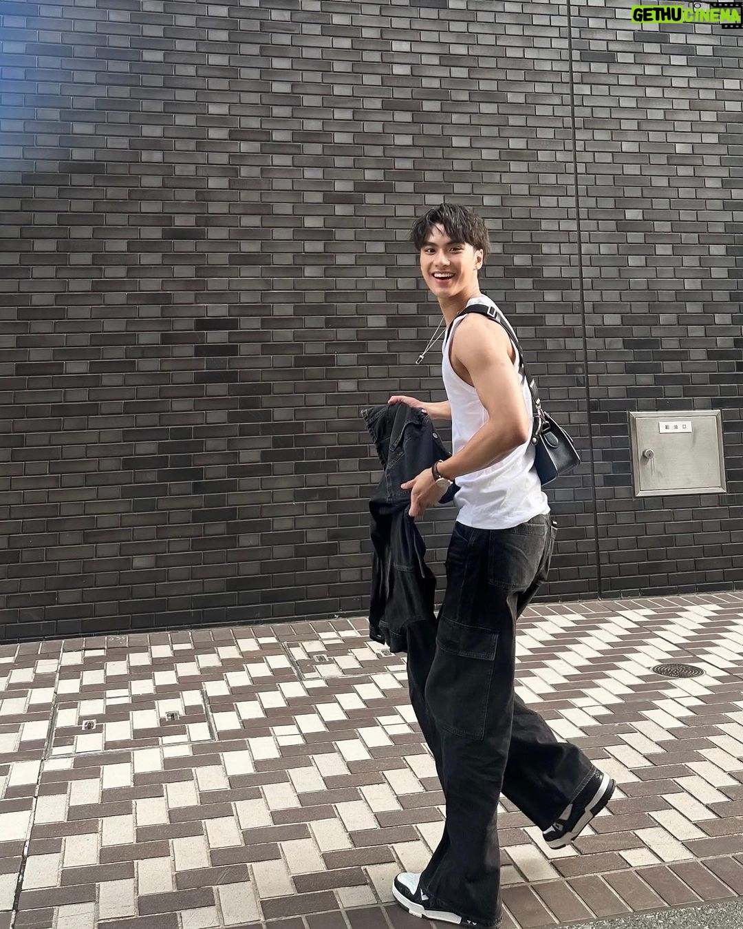 Pawat Chittsawangdee Instagram - 🤍