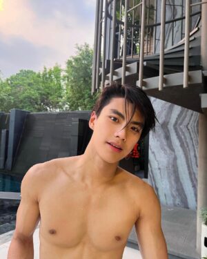 Pawat Chittsawangdee Instagram - ปลาโลมาหนึ่งตัว กระโดดน้ำหนึ่งที