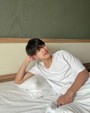 Pawat Chittsawangdee Instagram - Wake up 🥱
