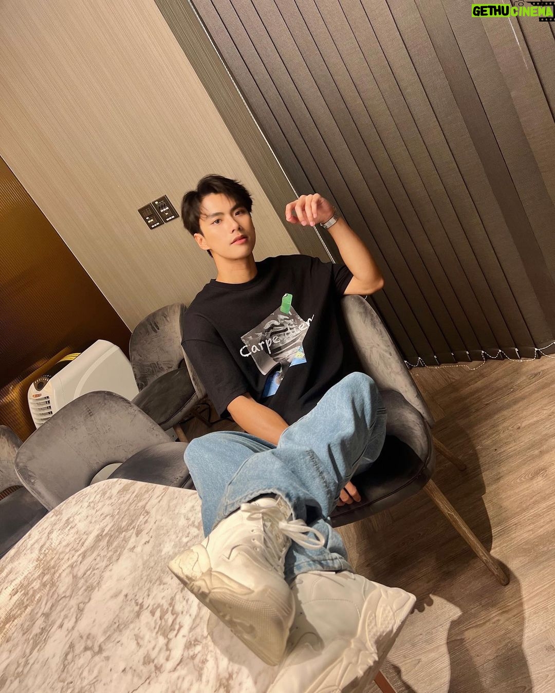 Pawat Chittsawangdee Instagram - 😋