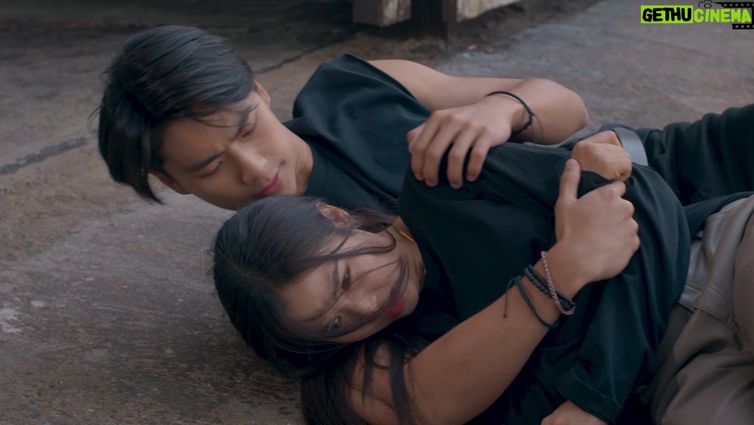 Pawat Chittsawangdee Instagram - หันไปทางไหนก็มีแต่คนใจร้าย #DoubleSavageEP7