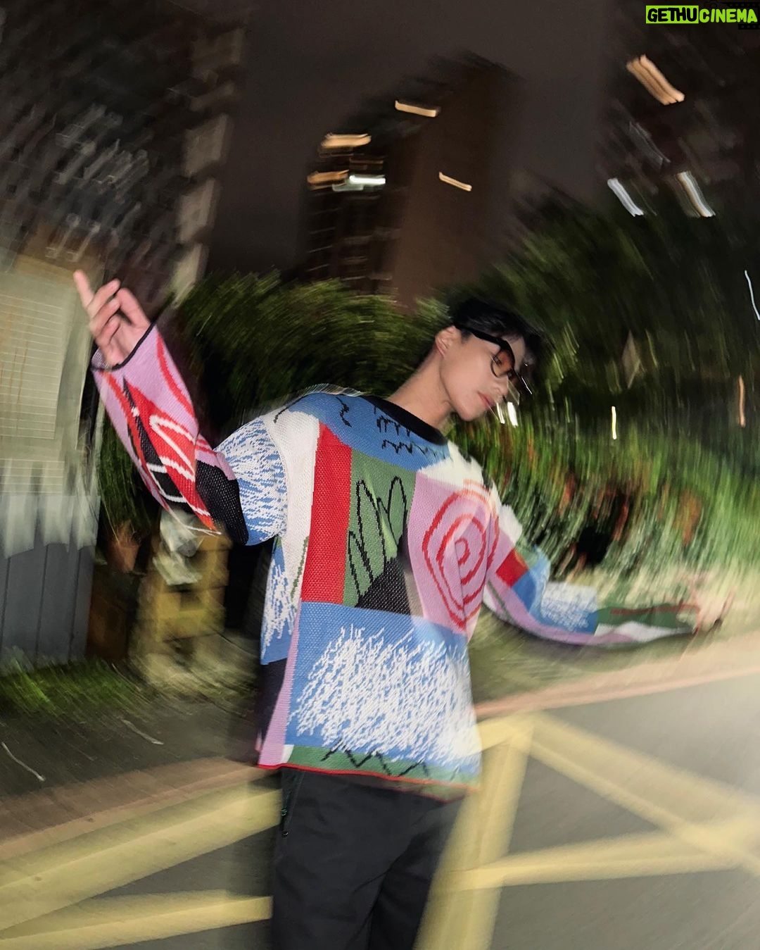 Pawat Chittsawangdee Instagram - Why blur❔