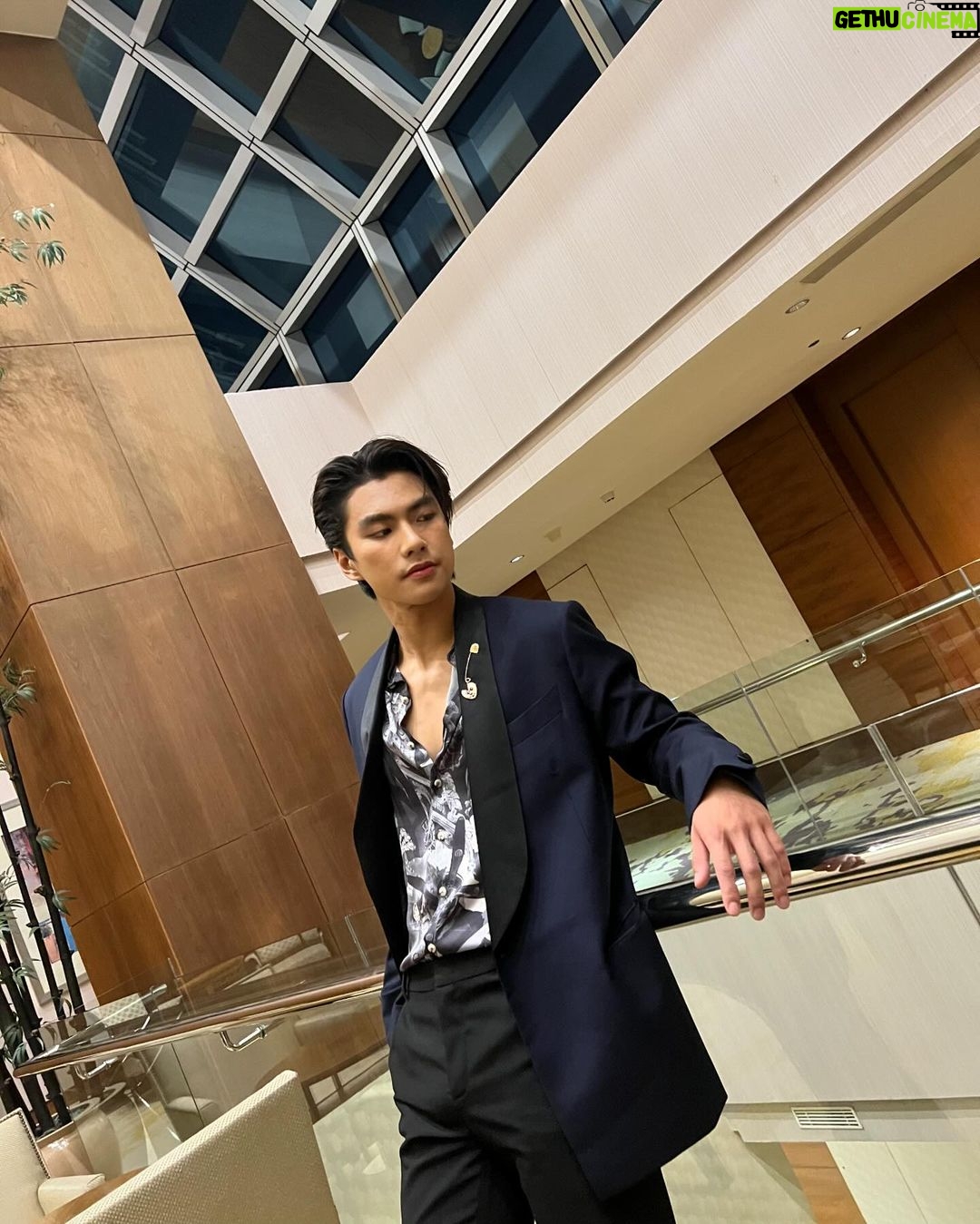 Pawat Chittsawangdee Instagram - Good night💫 @highendbrands.id
