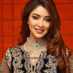 Payal Ghosh Instagram - I pray that God grants you good fortune, prosperity, and peace on this Diwali. Happy Diwali to you and your family. #happydeepavali #diwali #kalipuja #payalghosh