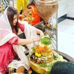 Payal Ghosh Instagram - Mahashivratri ki hardik shubhkamnaye #mahashivratri_special #shiva #brahmand 🙏🏻🕉️