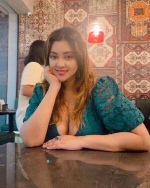 Payal Ghosh Instagram - 🖤🖤🤍💙🥰😘 #love #payalghosh