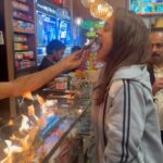 Payal Rajput Instagram – Trying fire paan for the first time – such a chill scene 🥰I love these late night family hangouts in delhi 😇
Video credit @vermadivya Jiju 😇 Connaught Place, New Delhi