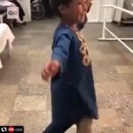 Payman Maadi Instagram - رقصى چنين ميانه ميدانم ارزوست...... كودك افغانستانى كه در هشت ماهگى پايش را در اثر انفجار مين از دست داده بود، با دريافت پاى مصنوعى اينچنين شادمانى ميكند. #repost @cnn ・・・ This is the moment Ahmad Rahman received a prosthetic leg at an International Red Cross Center in Afghanistan. Ahmad lost his leg in a landmine explosion when he was 8 months old, according to a Red Cross report. (🎥: ICRC/Twitter)#youmaysayimadreamer