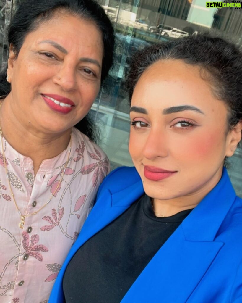 Pearle Maaney Instagram - Happy Birthday Amma… Growing Up I was always a Daddy’s girl but with time I understood how beautiful and important ur role was in shaping me and Vavachi. Now we love and adore you so much because today we both have become mothers and it’s not an easy responsibility. You are my role model today and I’m proud to be your daughter. You have always been camera shy but I’ve never seen you shy away from helping people you meet. You are silent yet the most powerful person in our family. You are a person of few words but even then every word you utter are pearls of Wisdom. Sometimes I ask you silly questions just to hear you talk. Conversations with the you now feels like meditation and it’s so calming. I love you ma… I would be nothing without you and even today if I’m a good mom it’s only because you have supported me every step of the way. 😘