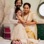 Pearle Maaney Instagram - Little Nitara ✨🧿 . ✨ Click @sainu_whiteline @_whiteline_photography_ Decor @thegreindale MUA and Jewellery @sajithandsujith Styled by @sabarinathk_ Saree @kasavukada_1985 Nila wearing @sabarinathk_ Saree draping @drapewithkp