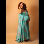 Pearle Maaney Instagram – Well it’s either Gona be Blue or Pink 😋❤️
.
Self Styled for Pearle Maaney Show 
🌸
Click @pearle_productions 
Wearing @arsignatureofficial 
Jewellery @m.o.dsignature 
MUA @aishwaryakarayilofficial