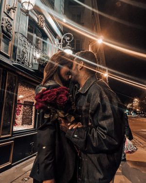 Pedro Scooby Instagram - Minuit à Paris 🥰
