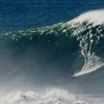Pedro Scooby Instagram - Mais um temporada de Nazaré está chegando ao fim! Essa temporada foi estranha, mas agora é acabar de ficar bom do joelho para a temporada do hemisfério sul e ficar 1000% pra próxima temporada de Nazaré! Eu amo esse lugar 🙏🏼❤️🙌🏼 🎥 @palm.production_