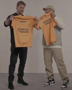 Pedro Scooby Instagram - Grande encontro hoje pela manhã com  @chrishemsworth ! 
Obrigado pelo presente! 
Boa sorte no filme  Resgate 2 no @netflixbrasil