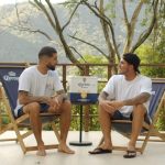 Pedro Scooby Instagram - Convidei meu irmão @gabrielmedina para aproveitar o por do sol junto comigo e com essa promoção irada que a @corona e @zedelivery lançaram. Se liga: Comprando Corona no Zé Delivery (qualquer valor), é só se cadastrar no site da promoção para concorrer de cara a um brinde instantâneo. E você ainda pode participar de sorteios de várias viagens , como pra Ilha irada de Corona no Caribe, E pra aproveitar ainda mais o Sunset Hour, tem mais uma surpresa: todo dia no horário do por do sol, de 17h as 19h, tem frete grátis na compra de Corona. Só usar o cupom SUNSET8 la no app Ze Delivery e aproveitar! Pra se cadastrar na promoção, o site é: https://www.coronacerveja.com.br/coronasunsethour/ #CoronaSunsetHour #ThisIsLiving *publi #BebaComModeração @corona