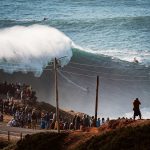 Pedro Scooby Instagram - Tive que postar esse ângulo da minha onda! Primeiro swell da temporada! 🙏🏼❤️ 📷 @photographyjoaoalmeida Praia Da Nazaré/ Portugal