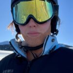 Pelin Akil Instagram – En son foto mesaj içerir. Mesajı alan ❤️ koysun 😂 
Koşturmacadan kızların ilk kez kayak yaptığı tatilden hiçbişi paylaşmamışım. 
@swayhotels 
#reklam Sway Hotels