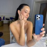 Pelin Akil Instagram - Uzaktan bakınca selfie çekiyor gibi görünüyor olabilirim ama son fotoğraf aslını yansıtır 🫶