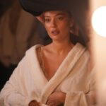 Pelin Akil Instagram - O kadar harika bi gündü ki… @niveaturkiye ile 2. senemiz ve ailecek birbirimize kavuştuğumuz için çok mutluyuz. Sizlere de 2 gün boyunca Akaretler’deki Nivea Haus deneyimlerinden yararlanmanızı tavsiye ederim. Çok güzel eğlenceli oldu bina. Randevu sistemiyle alıyorlar bence hemen randevunuzu alın bu deneyim dolu evimizde sizi ağırlamaktan keyif duyarız. Arkadaşım @mertvidinli nin ev sahipliğinde çok güzel bir gündü ve bugün de ne kadar kalabalık bir aile olduğumuzu tekrar anladım. Ve söylemeden geçemem ki bugün beni hazırlayan harika ekibime de çok teşekkür ederim,iyi ki varsınız #işbirliği