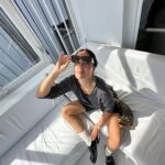 Pelin Akil Instagram - Siz çocuklar okuldayken n’apıyosunuz?yazsanıza biraz☀️