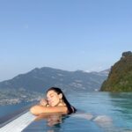Pelin Akil Instagram - Şuan tam olarak burada olmak isteyenler 🖐️ @ kiminle? Bürgenstock Resort