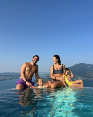 Pelin Akil Instagram - #switzerland dump serisinin ilki😎

🏨 @burgenstockresort 🫶🔥 #ad