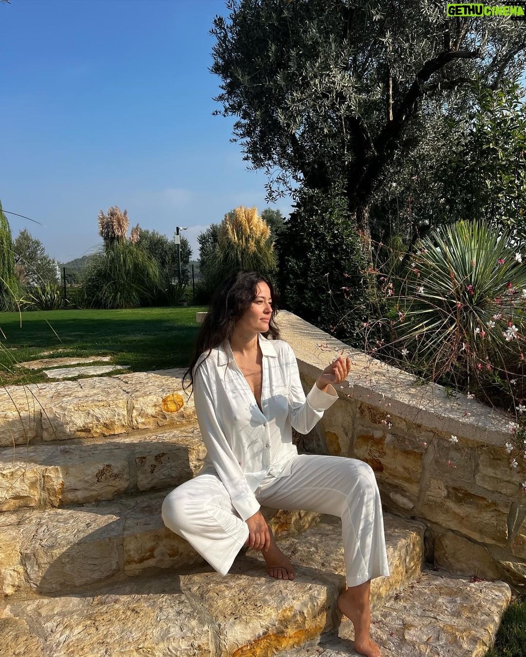 Pelin Akil Instagram - Nasıl güzel bi sabah 🪬🪬
