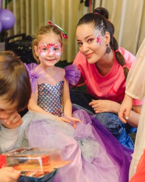 Pelin Akil Instagram - 🧡💛💜💙