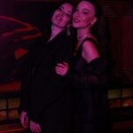 Pelin Akil Instagram - @zeynsoylu sen dün beni en deli çağlarıma götürdün ya nereye davet etsen gelirim , uzun zamandır ama cidden uzun zamandır bu kadar dans ettiğimi eğlendiğimi hatırlamıyorum🤍