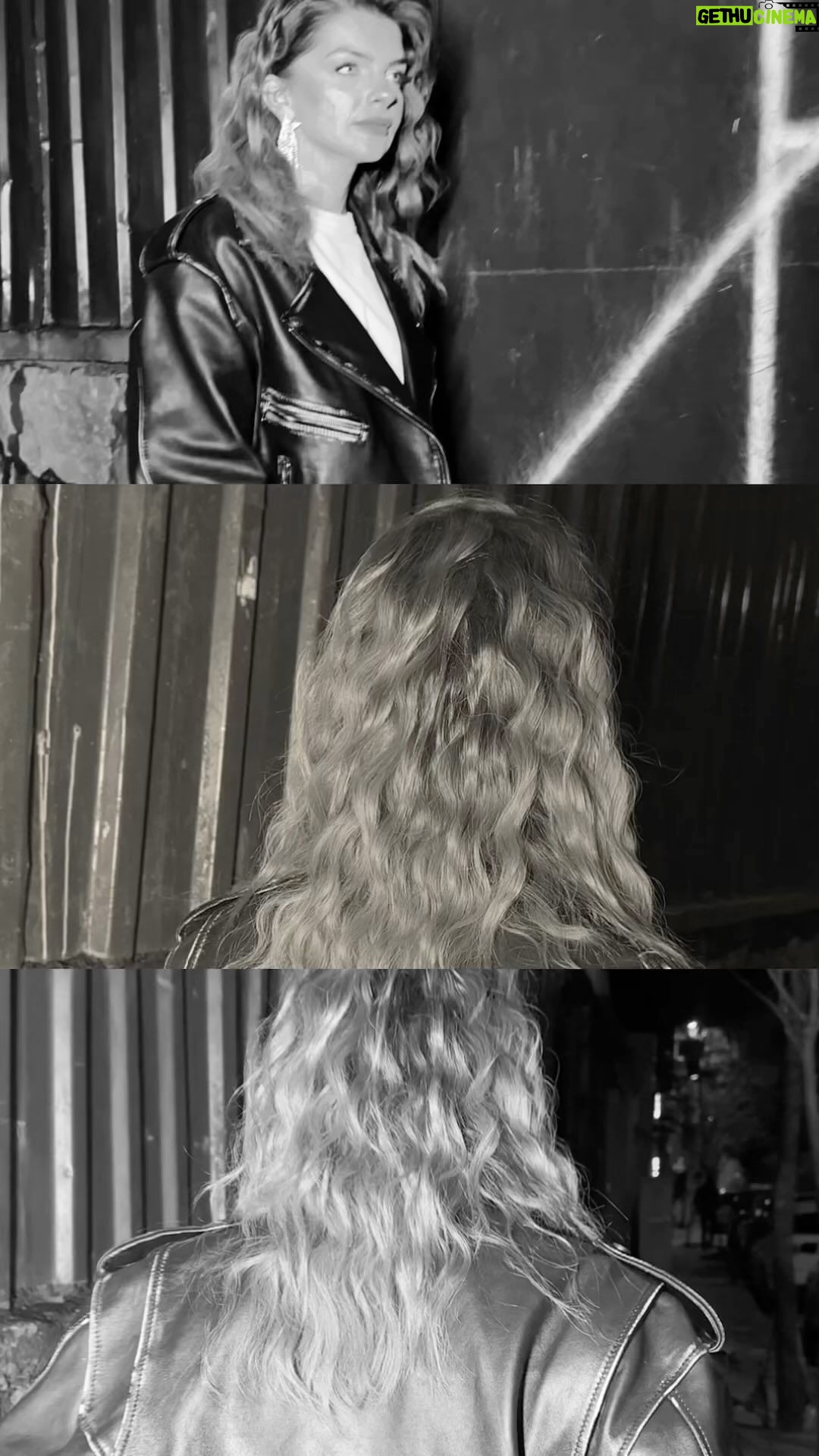 Pelin Karahan Instagram - Çekemediğimiz anlar… 🤭 📽️⛔️ @kaansayar1 🤟🏻