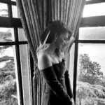 Pelin Karahan Instagram - 🖤 Adile Sultan Sarayı
