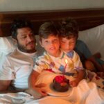 Pelin Karahan Instagram - 40 yaşına hoşgeldin…🙏🏻🤗🎂🎉🧿👨‍👩‍👦‍👦