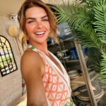 Pelin Karahan Instagram –