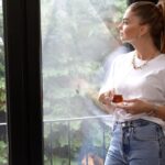 Pelin Karahan Instagram – OMO’nun en güçlüsü Active Oxygen, beyazlar için benim vazgeçilmezim.. Geçen gün gönderdikleri kit ile zorlu çay lekesini nasıl 10 saniye içinde çıkardığını ve kumaşı bembeyaz yaptığını sizlere de göstermek istedim 🤍🧺💫
En zorlu lekeleriniz ilk yıkamada çıksın, beyazlarınız parlaklığını korusun isterseniz siz de mutlaka OMO Active Oxygeni denemelisiniz 🫧 #işbirliği @omoturkiye