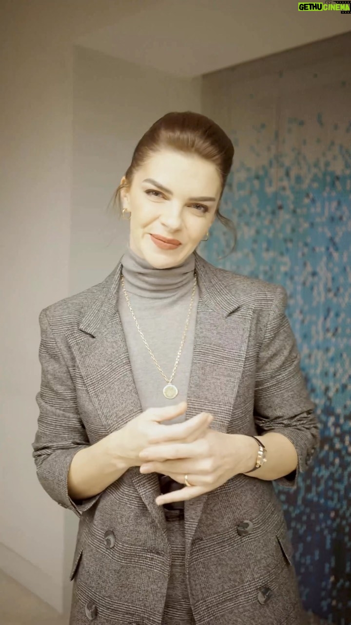 Pelin Karahan Instagram - Umarız beğenirsiniz !!! İlk sezonun tamamı @tabii de !