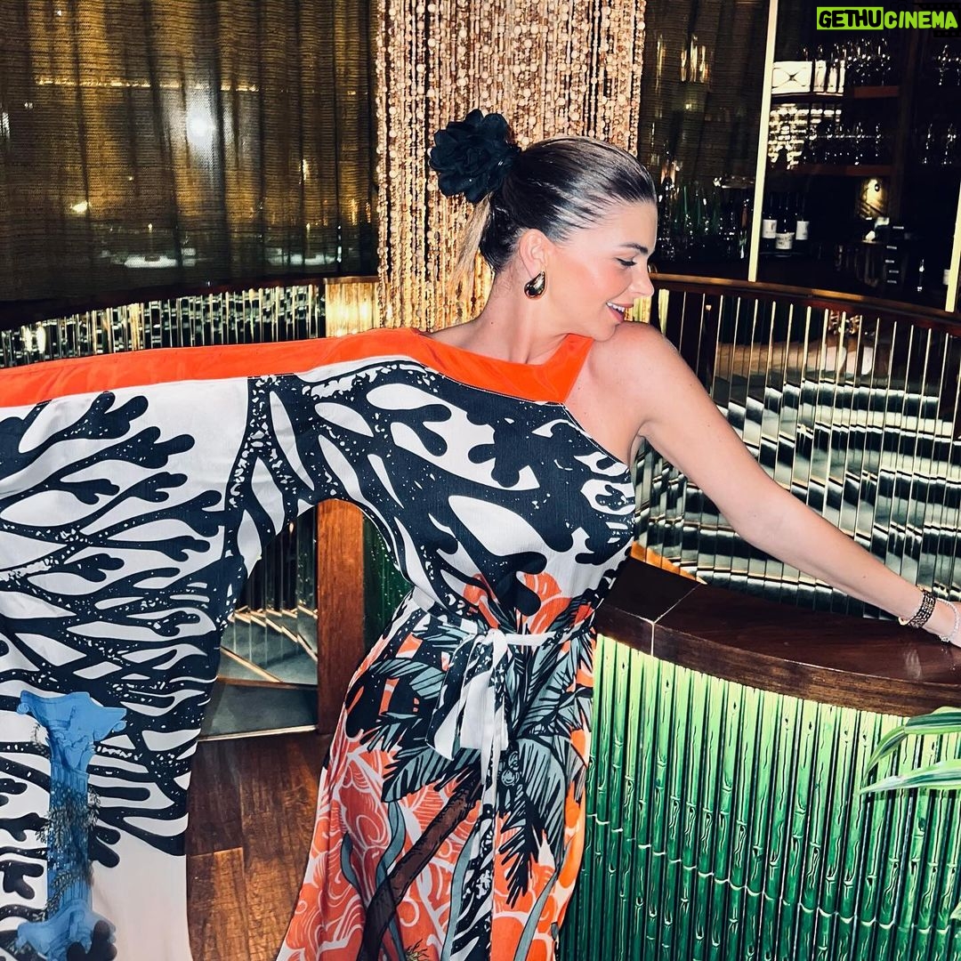 Pelin Karahan Instagram - Amazónico Dubai