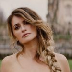 Penélope Cruz Instagram - Esto es un homenaje al tiempo y a las cosas que no queremos que se acaben.. MAÑANA 7PM (NY) 8PM (PR) 9PM (ARG) 6PM (MX) 1AM (ESP)