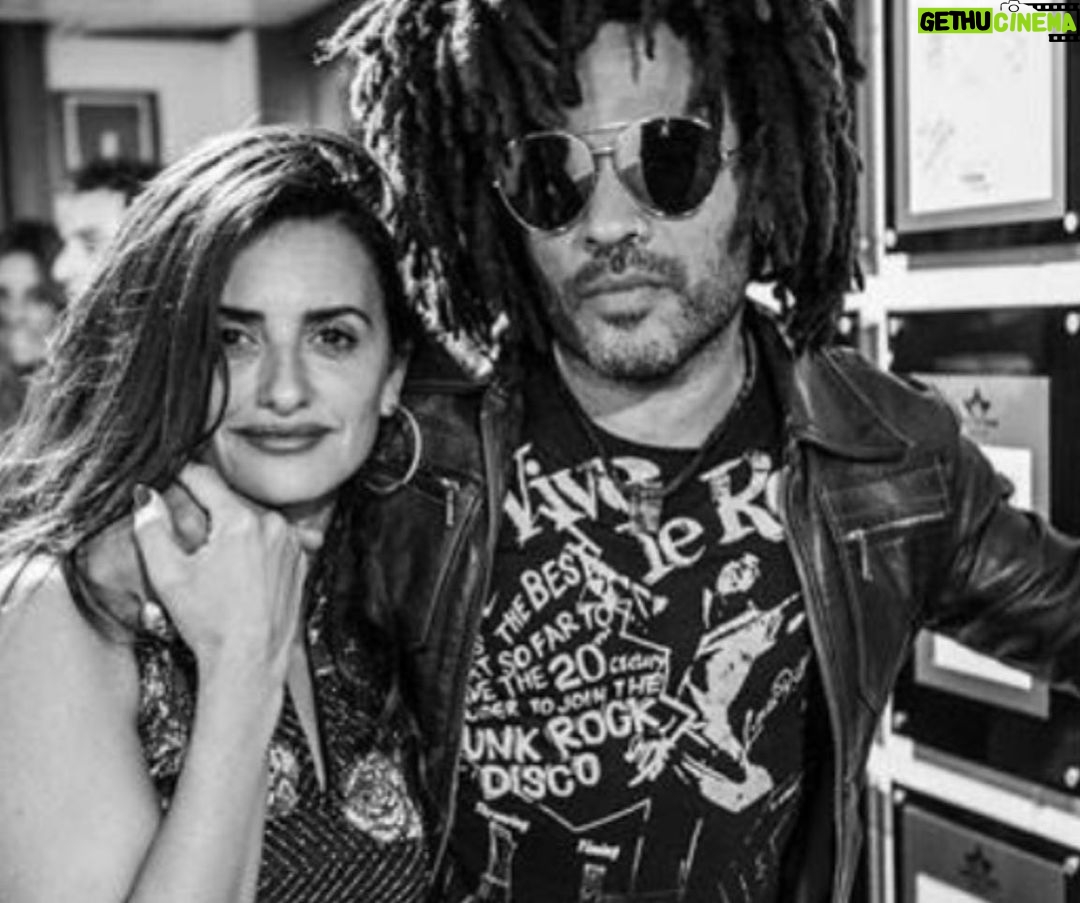 Penélope Cruz Instagram - Happy birthday Lenny! @lennykravitz