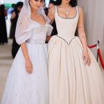 Penélope Cruz Instagram – Thank you #annawintour and @chanelofficial for an incredible night. #metgala2023 #karllagerfeld 💖