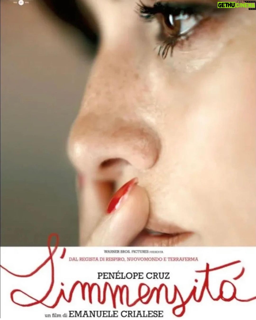 Penélope Cruz Instagram - L’immensita ya en cines de toda España ❤️ #emanuelecrialese